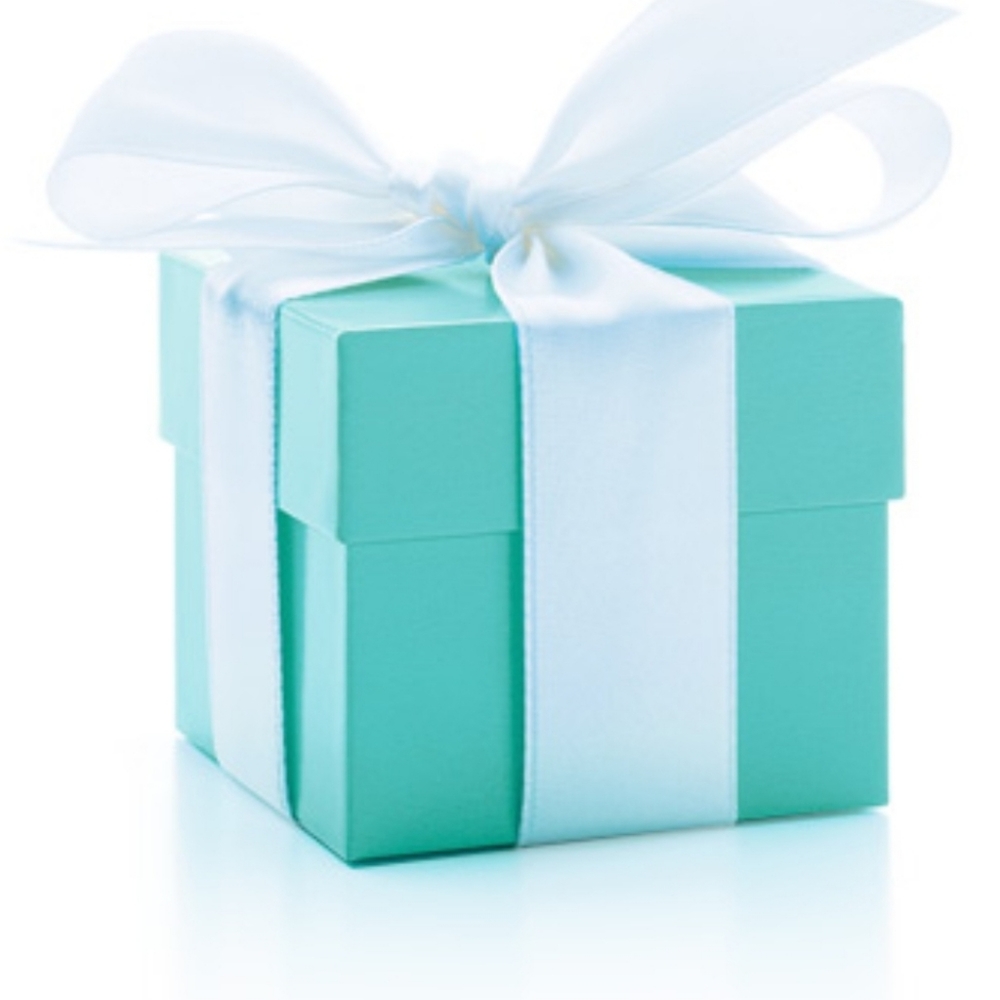 Luxury surprise box 🎁💋